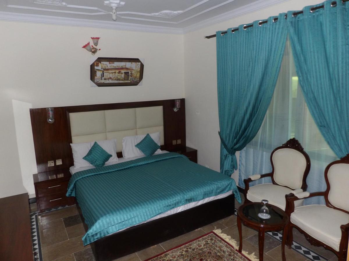 Canari Hotel Kashmir View Nathia Gali Ngoại thất bức ảnh
